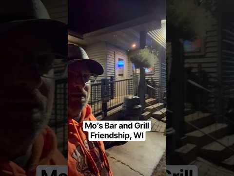 Mo's Bar & Grill Video Review