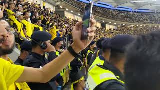 Download lagu Ultras Malaya Chant (4-1) Malaysia VS Bangladesh mp3