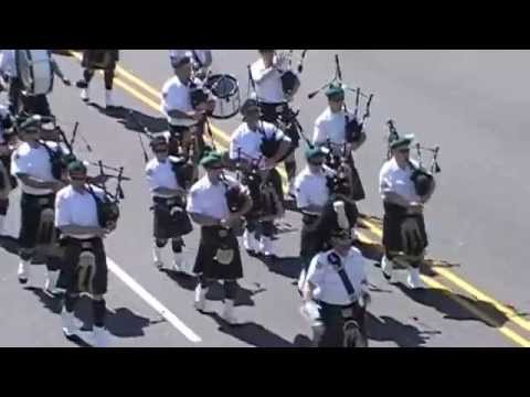 Drums and Pipes at the Caldwell Parade - Memorial Day 2014