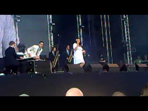 Caro Emerald - live Concert at Sea 2010 (cover Bad Romance)