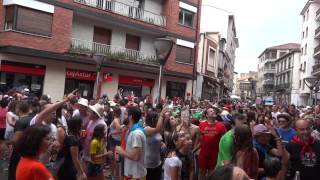preview picture of video 'Desfile de Santiago y Santa Ana 2014 Grado nº 9'