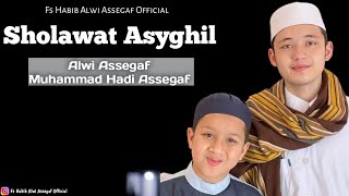 Download lagu SHOLAWAT ASYGHIL - SAYYID ALWI ASSEGAF ft MUHAMMAD HADI ASSEGAF (cover) mp3