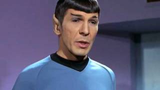 Сцена из сериала "Звездный путь": Bizarre Guests