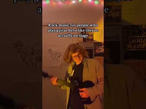 I’m giving a rock and roll PERFORMANCE every night #indierock #midwestemo #punk