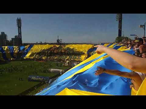 "La bandera más grande del mundo!!! Rosario Central 1- Pingüinos hijos 0" Barra: Los Guerreros • Club: Rosario Central