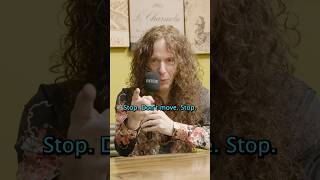 Marty Friedman talks about the importance of vibrato &amp; challenges you to use no vibrato at all 🎸