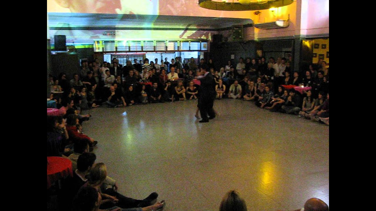 CHRISTIAN MÁRQUEZ y VIRGINIA GÓMEZ "LOS TOTIS" en ¡Viva la Pepa! milonga 2/4