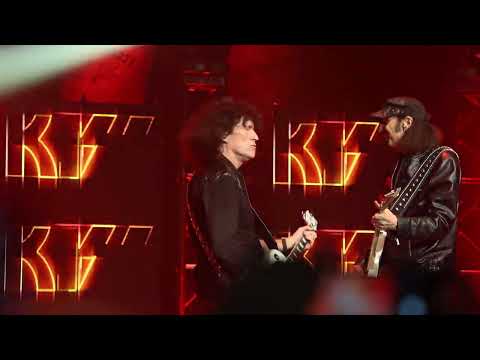 KISS - Lick it up (with Bruce Kulick) Las Vegas 2025-11-25