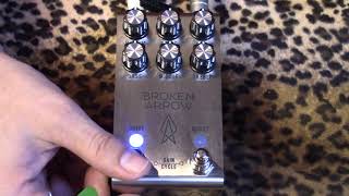 Video thumbnail for Jackson Audio BROKEN ARROW dynamic overdrive and boost pedal demo with Les Paul by gearmanndude