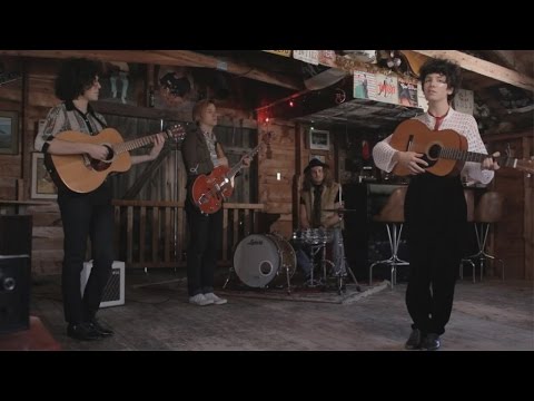 The Seasons - Apples (Official European Videoclip)