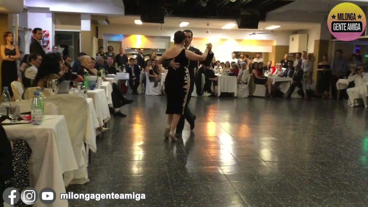 Cristian Correa y Miriam Copello en Milonga Gente Amiga 2022 - 1 de 3