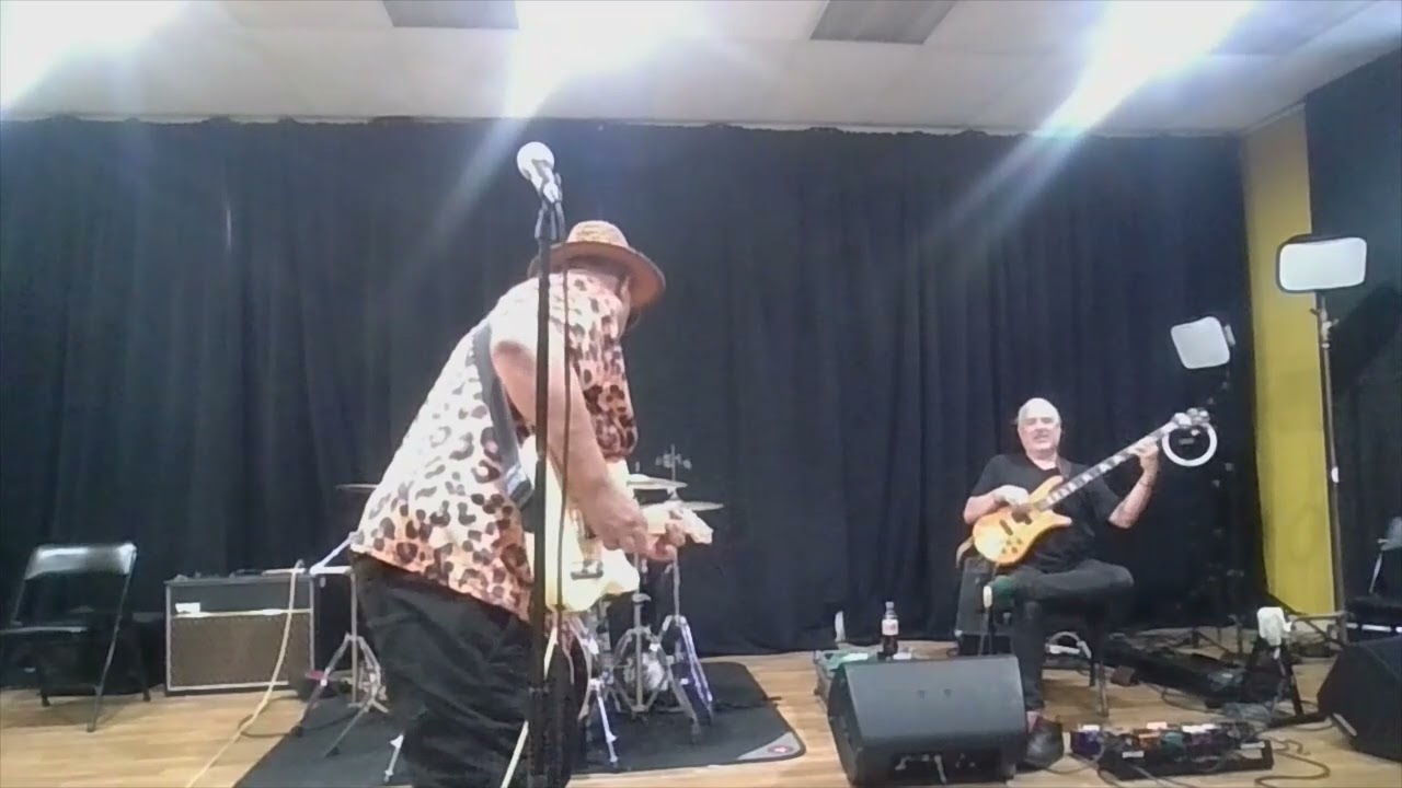 Promotional video thumbnail 2 for The Simply Mike V Band