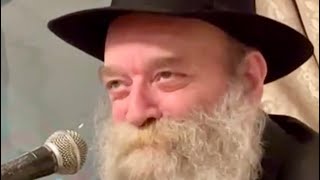 יאיר כלב בשידור חי! (הרב יאיר כלב) - התמונה מוצגת ישירות מתוך אתר האינטרנט יוטיוב. זכויות היוצרים בתמונה שייכות ליוצרה. קישור קרדיט למקור התוכן נמצא בתוך דף הסרטון