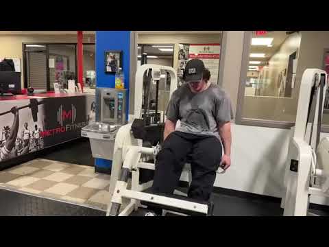 Sam Sulek's Spring Bulk Day 87 - Legs(Car talk+posing!)