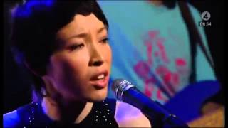 Little Dragon - Feather (Live)