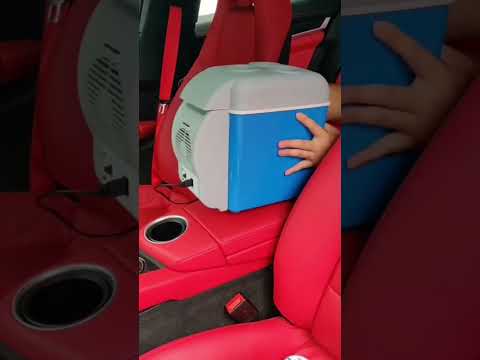 Plastic 7.5l mini car refrigerator portable