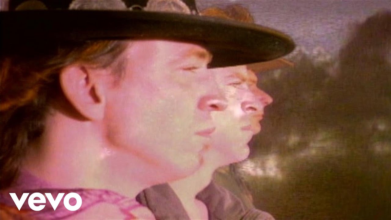 Stevie Ray Vaughan & Double Trouble - Couldn't Stand the Weather (Video) - YouTube