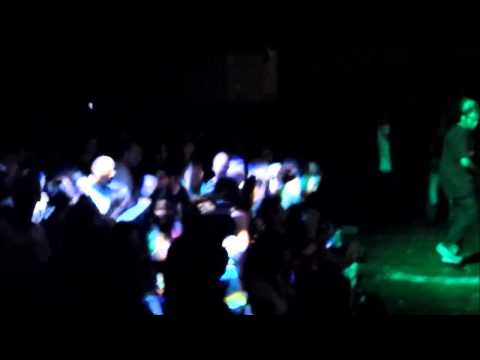 University of Dub - Aba Shanti I playin Ashanti Selah Violin Stepper (Londres 2014)