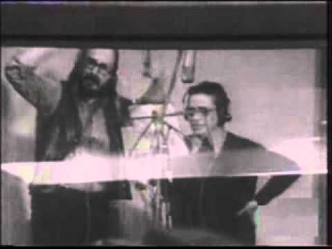 Διονυσης Σαββοπουλος- Σωτηρια Μπελλου Ζειμπεκικο 1972.