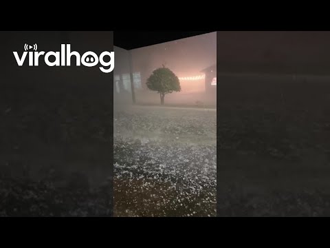 Hailstorm Pummels Barbosa Ferraz || ViralHog