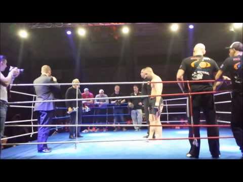 Rings Huizen 15-03-2014 MMA -93kg Riaan (Hejena gym) vs. Carl (Pancration)