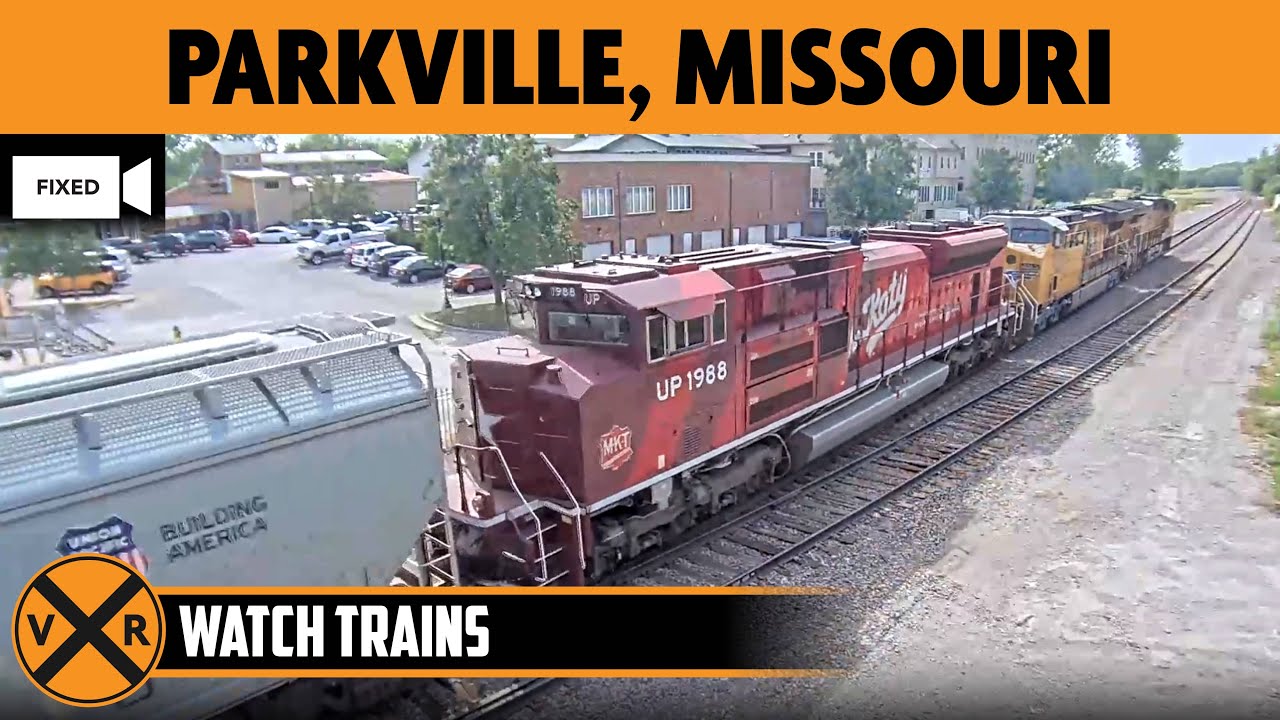 Live webcam view of Parkville Railroad Crossing East View