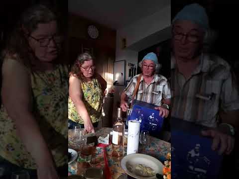 Elle est végane ! D’après la parodie du trio à 4 des goguettes