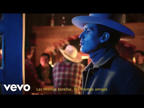 Adriel Favela - Buscando El Olvido (Video Oficial)