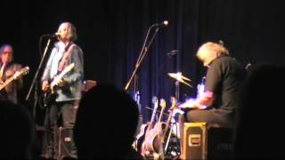 peter buck - kent stage 2/25/14 - ride that road