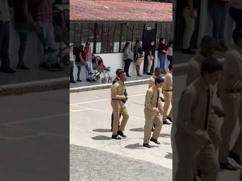 Con flow 🤣🤣🤣