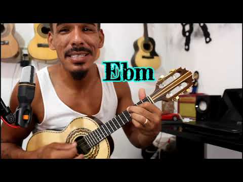 Toque 7 músicas com 2, 3 e 4 acordes no CAVAQUINHO