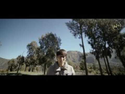 Nella Kharisma feat. Ilux Id - Mundur Alon alon [OFFICIAL]