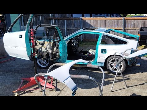 Part#13 Honda CRX restoration. tear down and getting ready for paint.