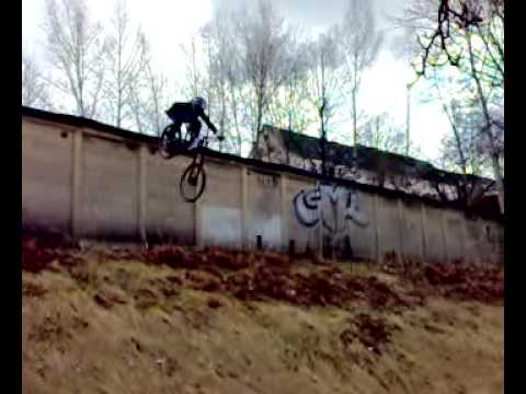 Aue- Zeller Berg- Leicht verkackter 3 Meter Drop