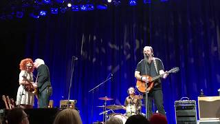 Steve Earle and the Dukes "City of Immigrants" (Nashville 21 July 2017)