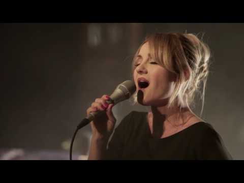 BAR JEDER VERNUNFT: Mehrling au Bar - Piaf, Aznavour & besondere Lieder (Trailer)