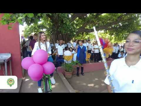 San Diego y La Paz reciben computadores y más de 300 bicicletas para transporte escolar rural