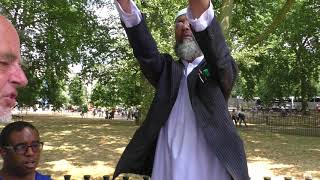 Video: Fullness of truth is in the Catholic Apostolic Church. Open your Bible and read Deuteronomy 6:4 - Chacha Usman vs Public