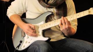 Video thumbnail for Fender Eric Clapton Stratocaster Tone Review and Demo by MusicStoreLive.com