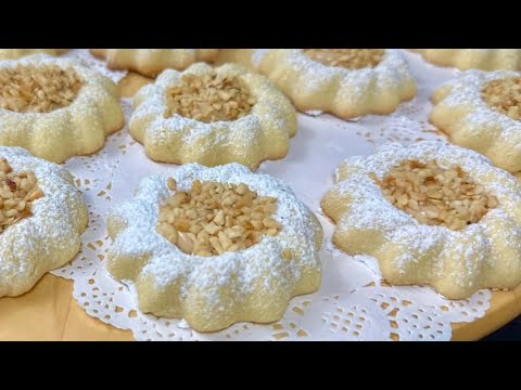 Marguerite Shortbread with Elmoren Hazelnut Spread