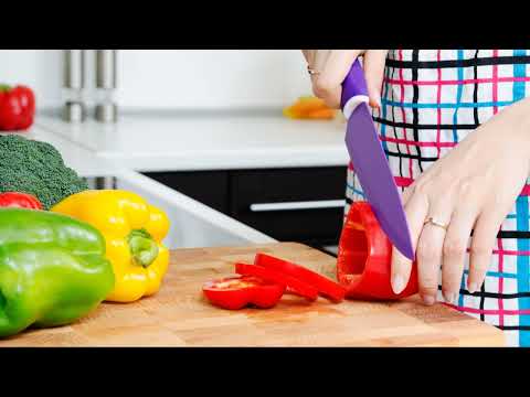 🔪 How to Cut a Bell Pepper LIKE A PRO! (Fast & Easy Method) 🌶️