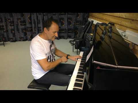 20 Famous Piano Intros