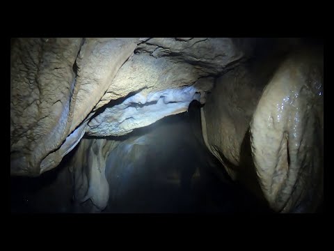 YouTube - Peştera (Avenul) Bijuteria din Muntele Rol