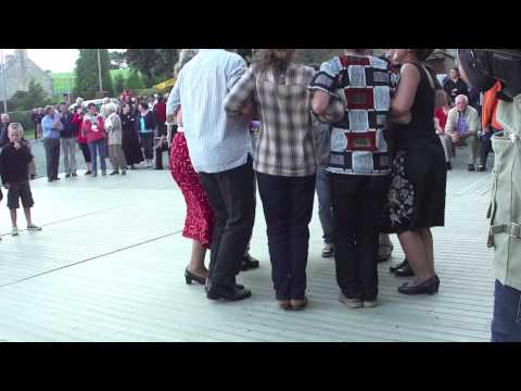 DANOUËT 2012 - Les FRERES MORVAN - finale des vainqueurs du concours danse
