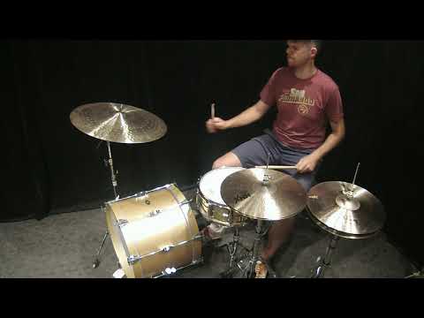 Quick Comparison of Sabian HHX Complex and Zildjian K Sweet 15" Hi-hats
