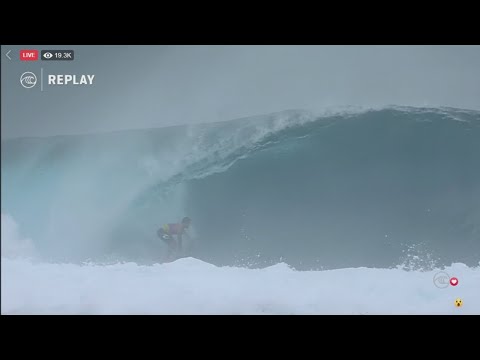 Gabriel Medina and Seth Moniz surf Tahiti