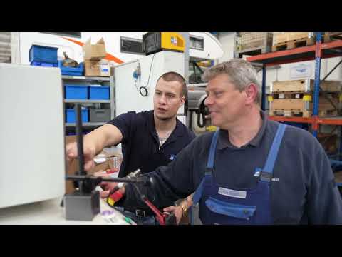 Mechaniker für die Turbolader-Wiederaufbereitung