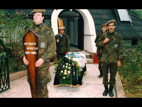 Dokumentarni film JUNAK UMIRE JEDNOM Avde Huseinovića