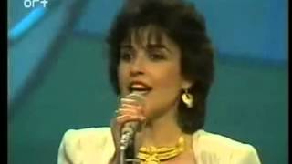 Ayşegül Aldinç  Modern Folk Üçlüsü  Dönme Dolap 1981 Eurovision Final