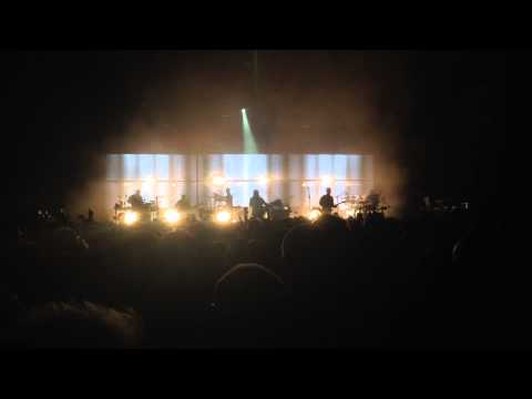 Massive Attack Live @ Berlin 2014 Angel